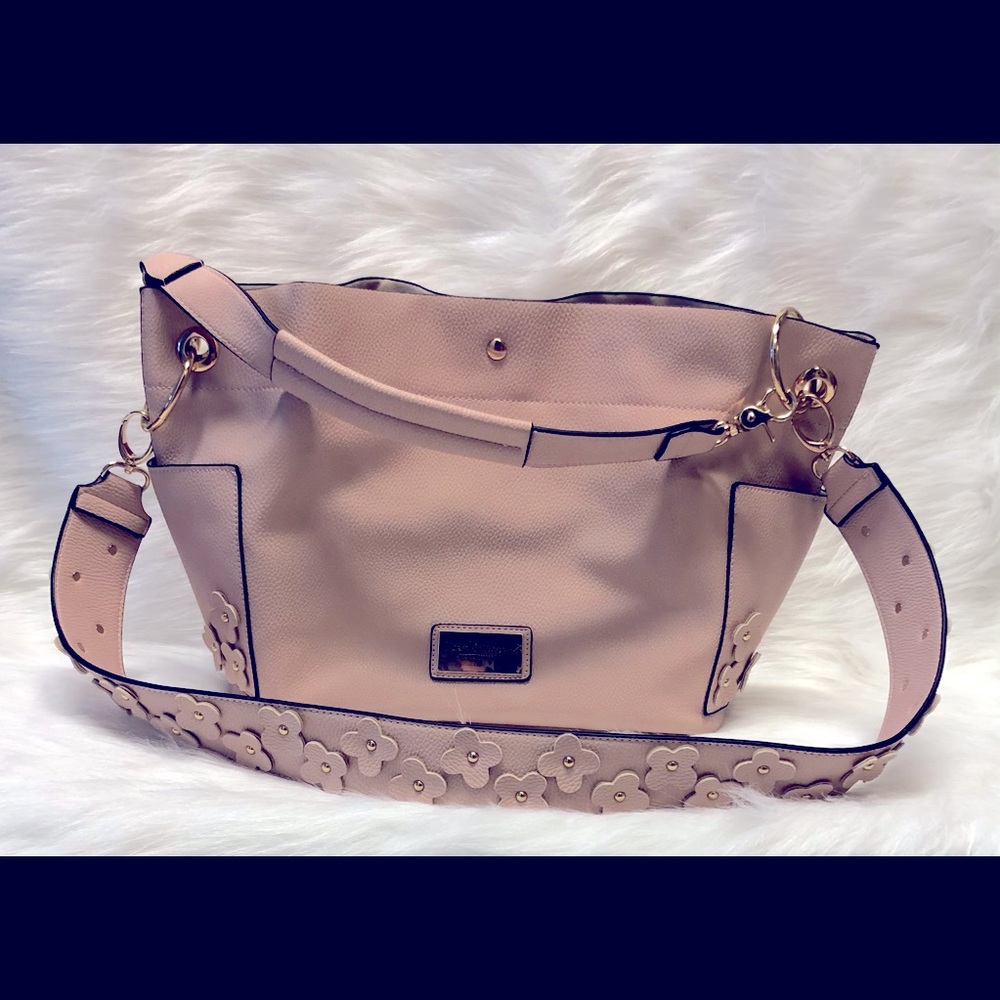 Crossbody bag